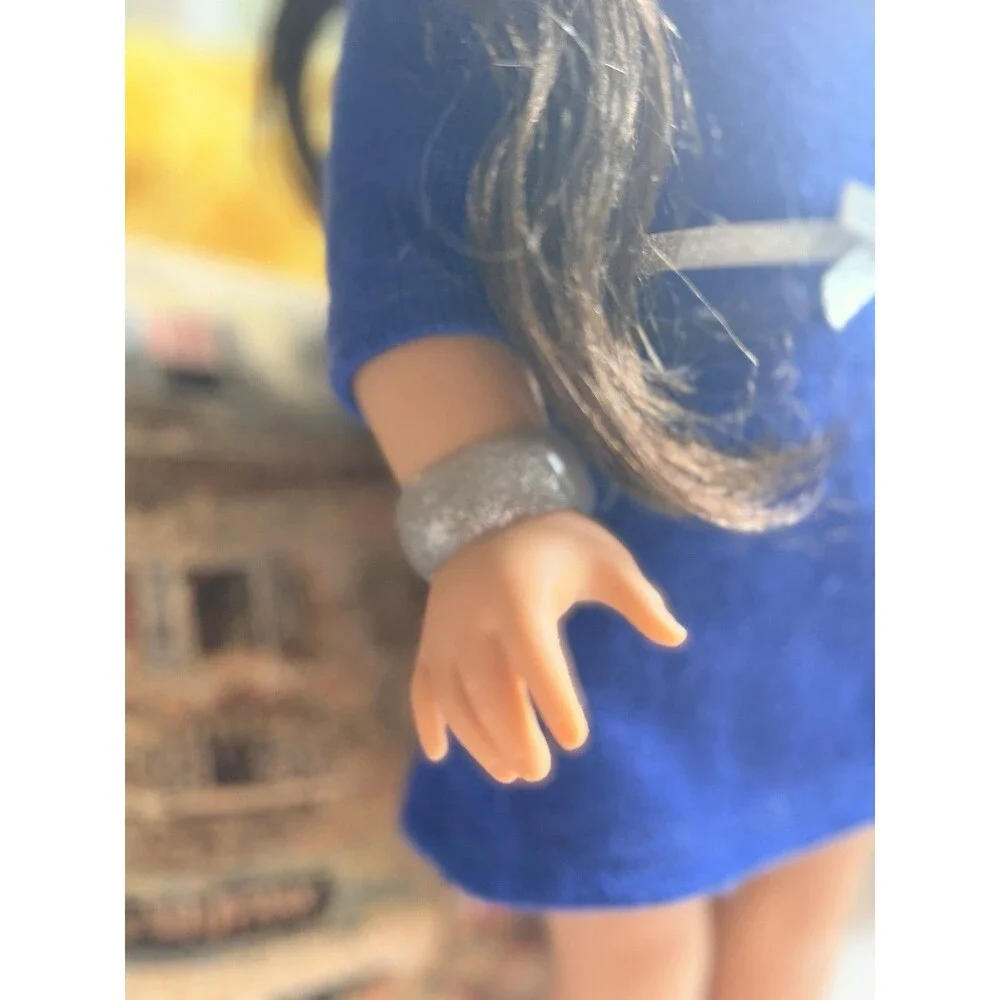 American Girl Truly Me Doll Brunette Green Eyes Freckles 18” Blue Dress AS IS